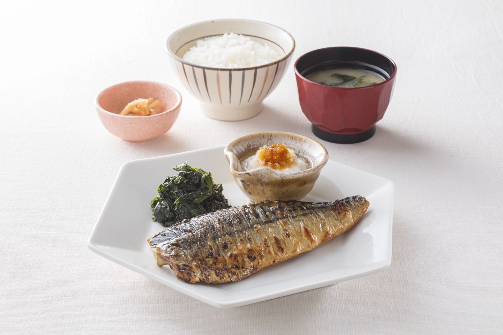 さばの炭火焼き定食